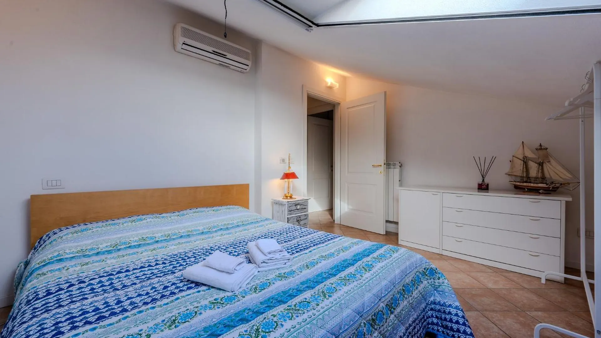 Red Mansarda Appartement Viareggio