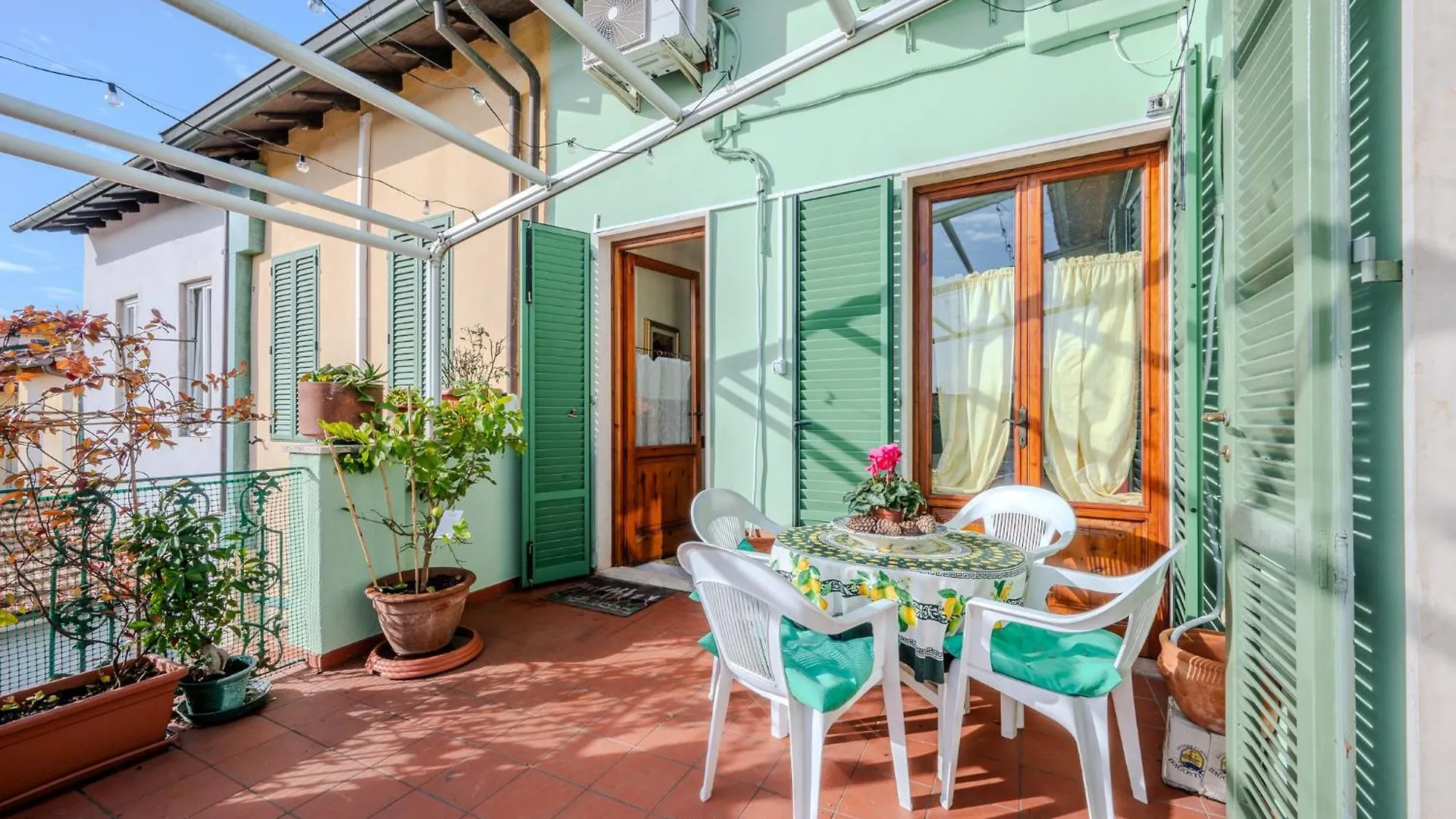 Red Mansarda Appartement Viareggio